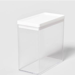 4!!!! BRIGHTROOM NWT plastic food storage container -clear -8x4x8